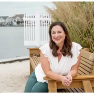 Jennifer Weiner